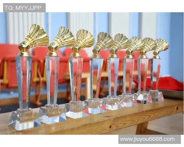 英超羽毛球战术解析武汉羽毛球队独特节奏体系的构建与应用 英超羽毛球战术解析武汉羽毛球队独特节奏体系的构建与应用