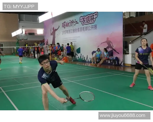 英超陈伟独家分享羽毛球技巧与心得体会助你提升竞技水平 英超陈伟独家分享羽毛球技巧与心得体会助你提升竞技水平