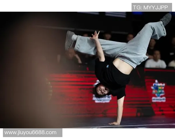 武汉街舞队在攀岩联赛中以79分稳居积分榜首位引发关注实时数据